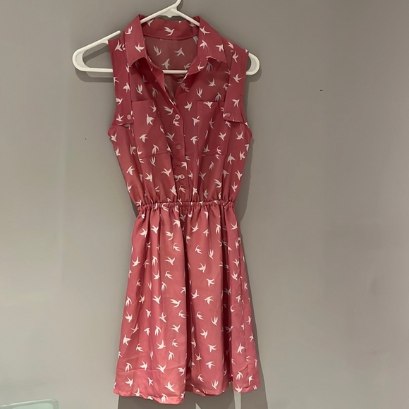 Vintage style dress pink with white birds. - Picture 1 of 3
